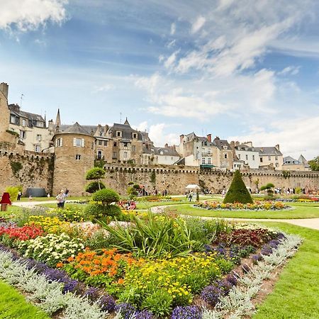 Splendide Appartement De 32M2 Au Centre De Vannes Exterior foto